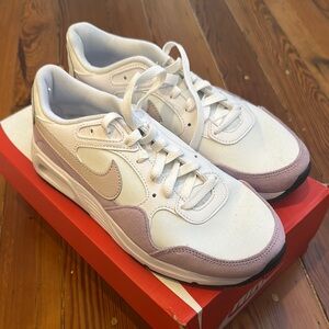 Nike White and Lavender Sneakers